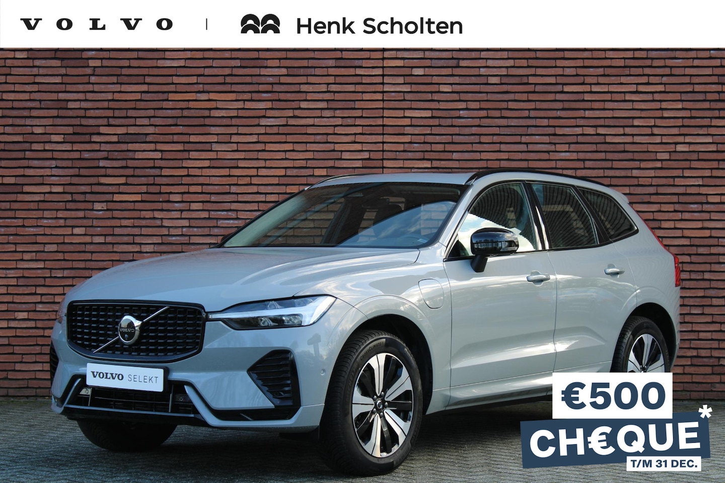 Volvo XC60 - T6 AUT8 350PK Plus Dark, 360 Graden Camera, Trekhaak, Parkeersensoren, Verwarmbare Voor- E - AutoWereld.nl