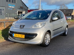 Peugeot 107 - 1.0-12V XS N.A.P