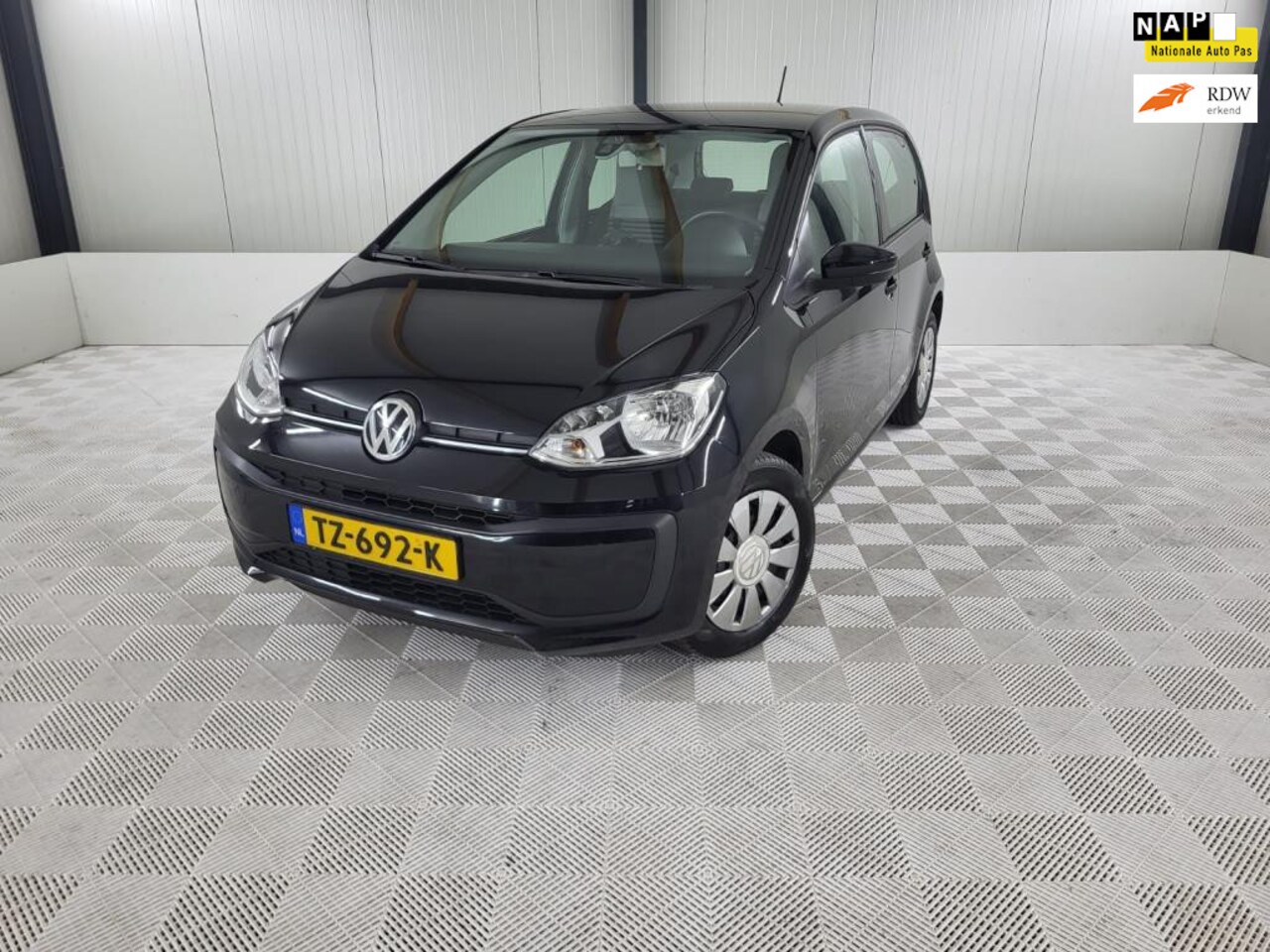 Volkswagen Up! - 1.0 BMT move up! 1.0 BMT move up, App-connect - AutoWereld.nl