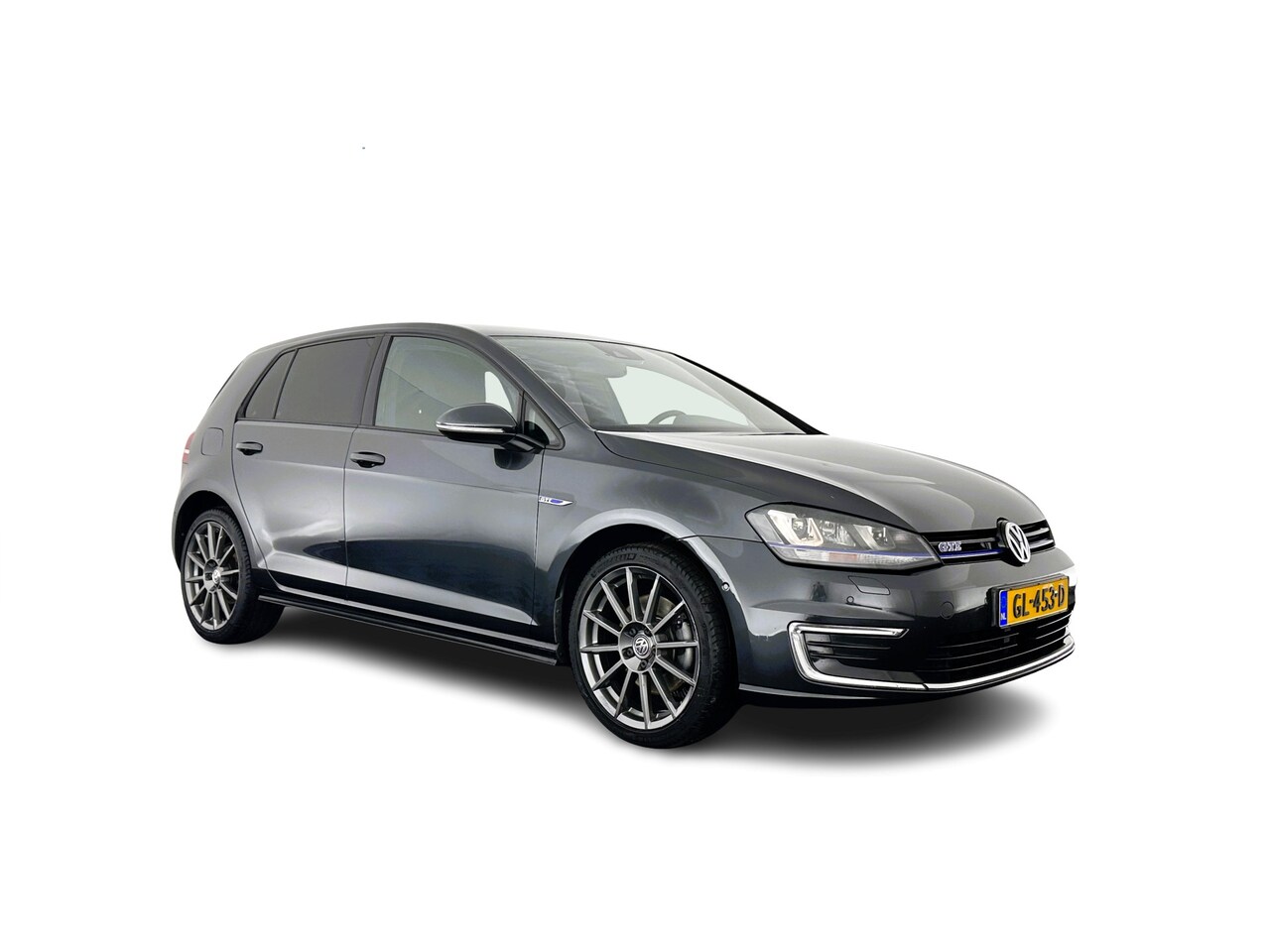 Volkswagen Golf - 1.4 TSI GTE Aut. *ADAPTIVE-CRUISE | FULL-LED | BLIND-SPOT | KEYLESS | CAMERA | LANE-ASSIST - AutoWereld.nl