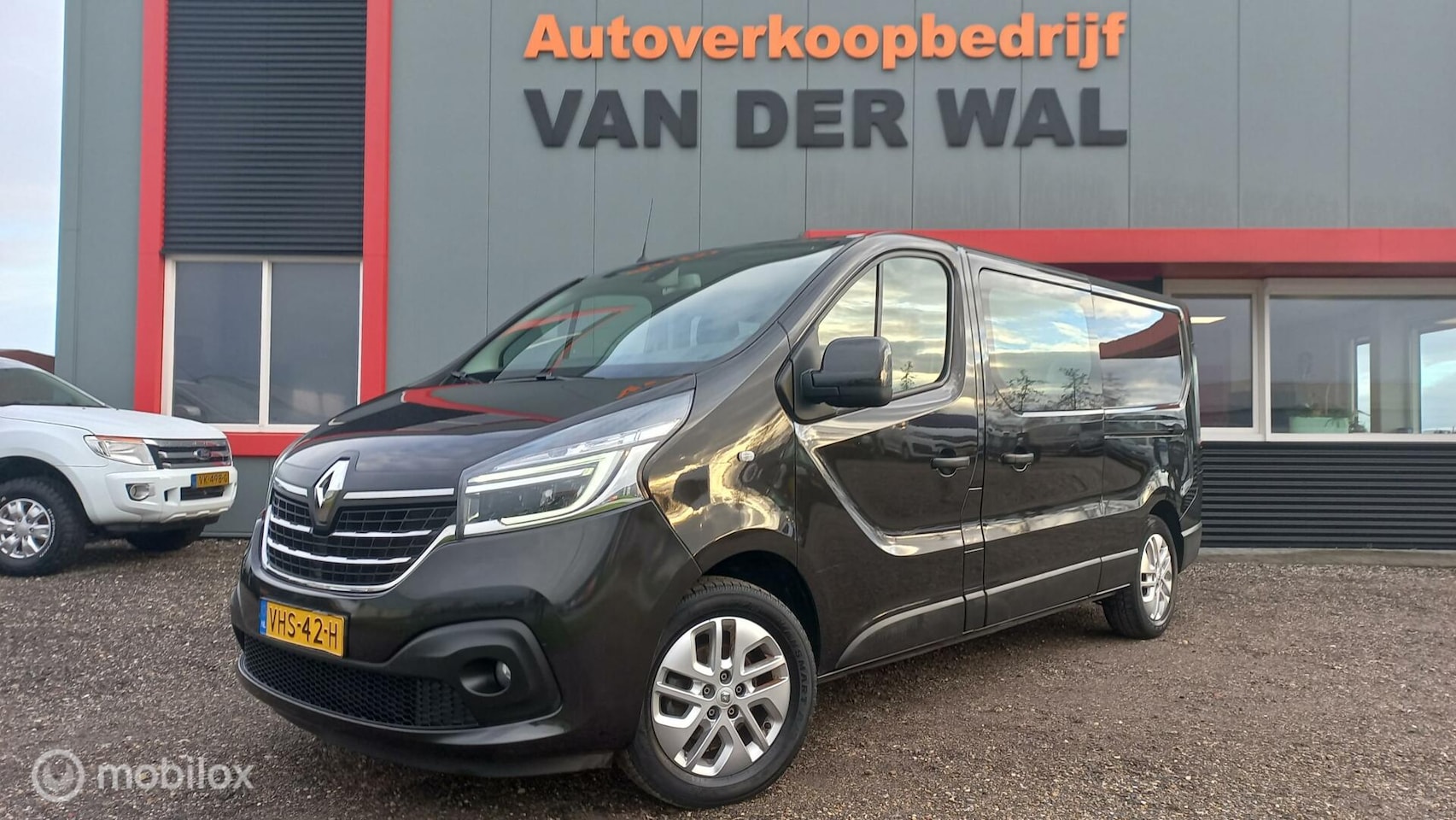 Renault Trafic - bestel 2.0 dCi 120 T29 L2H1 DC Work Edition/2XSCHUIFDEUR - AutoWereld.nl