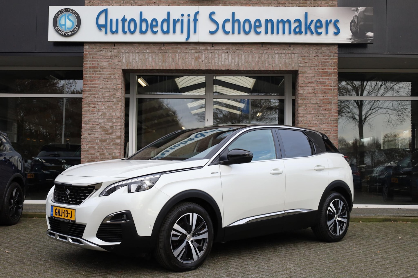 Peugeot 3008 - 1.2 PureTech GT-Line 360-CAMERA CARPLAY LEER+MEMORY TREKHAAK-AFN ZWARTE-HEMEL 2xPDC STOELV - AutoWereld.nl