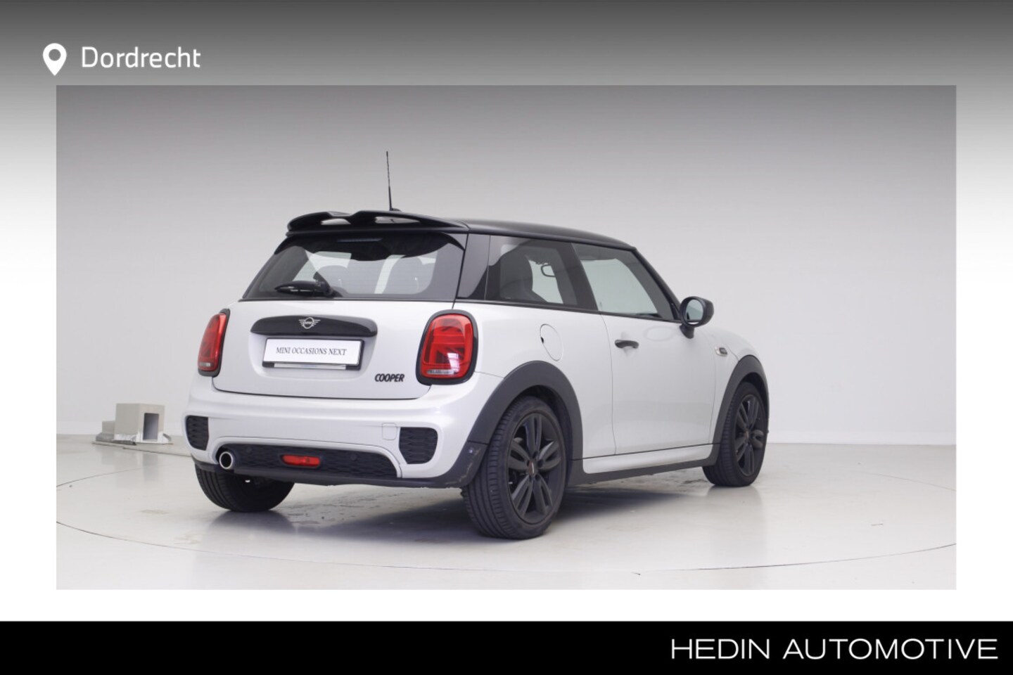 MINI John Cooper Works - 3-deurs Dalston | JCW | Automaat | 17" | Camera | Harman Kardon | 11.000 km!!! - AutoWereld.nl