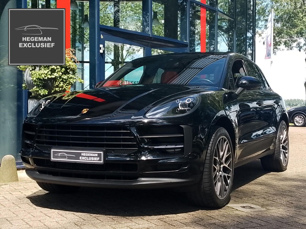 Porsche Macan - 2.0 AUTOMAAT 245PK | Schuif-kanteldak | Leder (kleur naar keuze aan te passen) | Navi | 21 - AutoWereld.nl