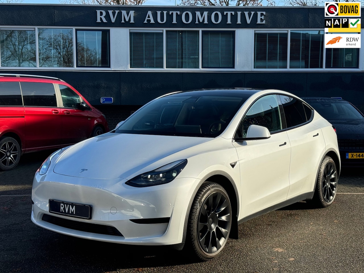 Tesla Model Y - RWD 58 kWh | * 36.899 NA SUBSIDIE * | ENHANCED AUTOPILOT | TESLA GARANTIE T/M 3-2027 - AutoWereld.nl