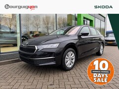 Skoda Octavia Combi - Edition 1.5 TSI 115PK | Trekhaak | Stoelverwarming | Parkeersensoren | LED | Apple carplay