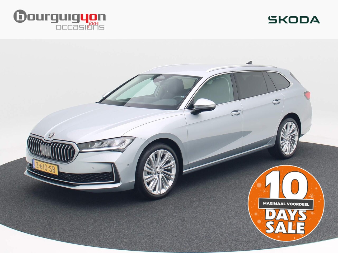 Skoda Superb Combi - 1.5 TSi 150 Pk DSG MHEV First Edition | Navi | Leder | 19 Inch | Trekhaak | Camera | Adapt - AutoWereld.nl