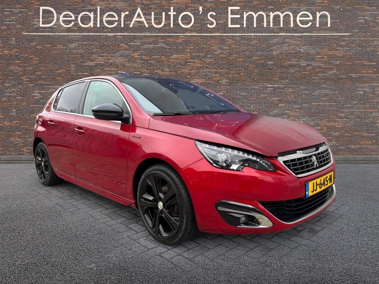 Peugeot 308 - 1.2 130PK GT LINE EXX LMV PANODAK NAVIGATIE CAMERA - AutoWereld.nl