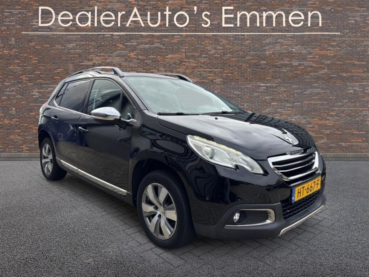 Peugeot 2008 - 1.2 110PK ECC LEDER NAVIGATIE LMV PANODAK - AutoWereld.nl