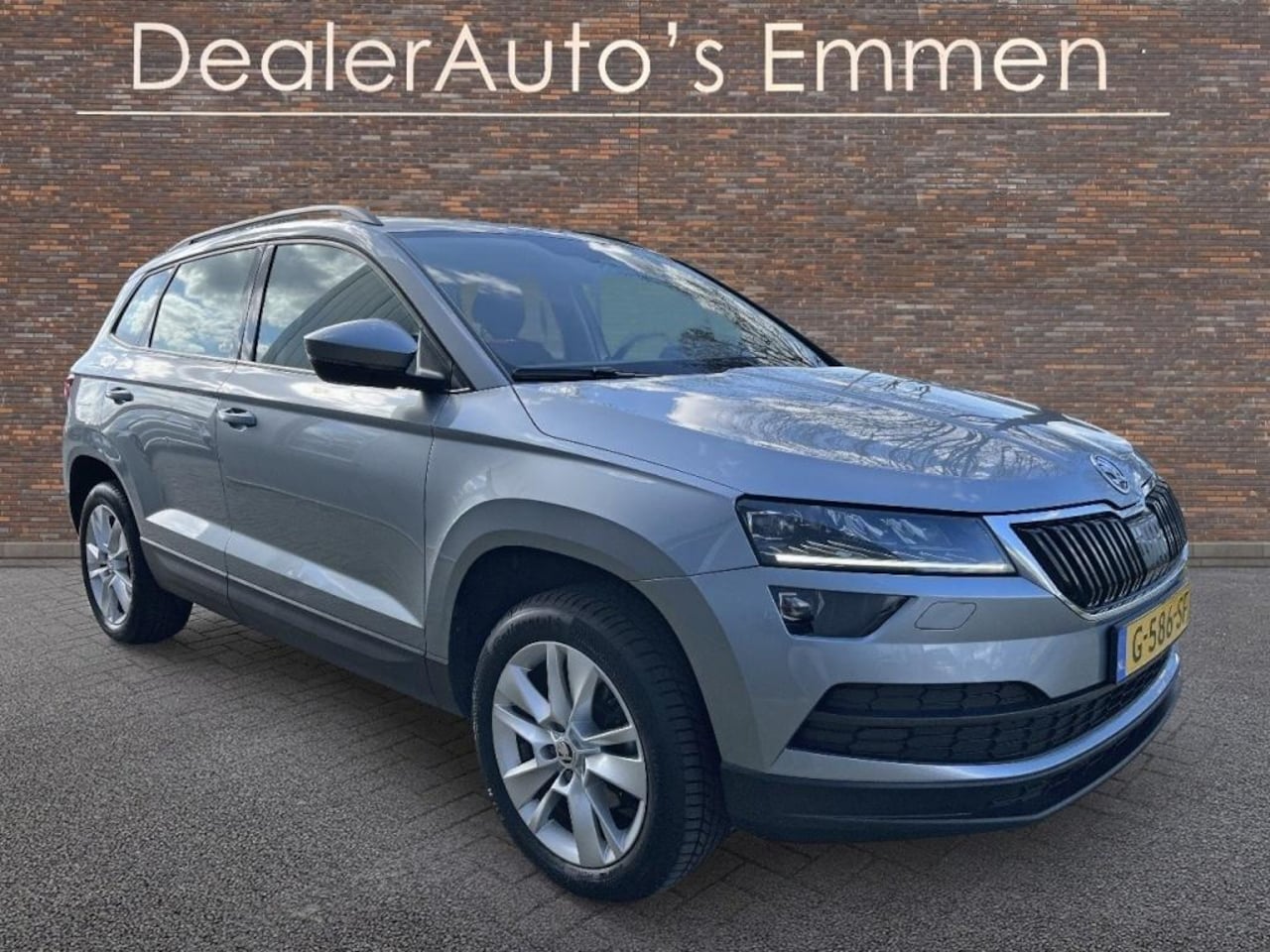 Skoda Karoq - 1.0 TSI Style 1.0 TSI Style - AutoWereld.nl