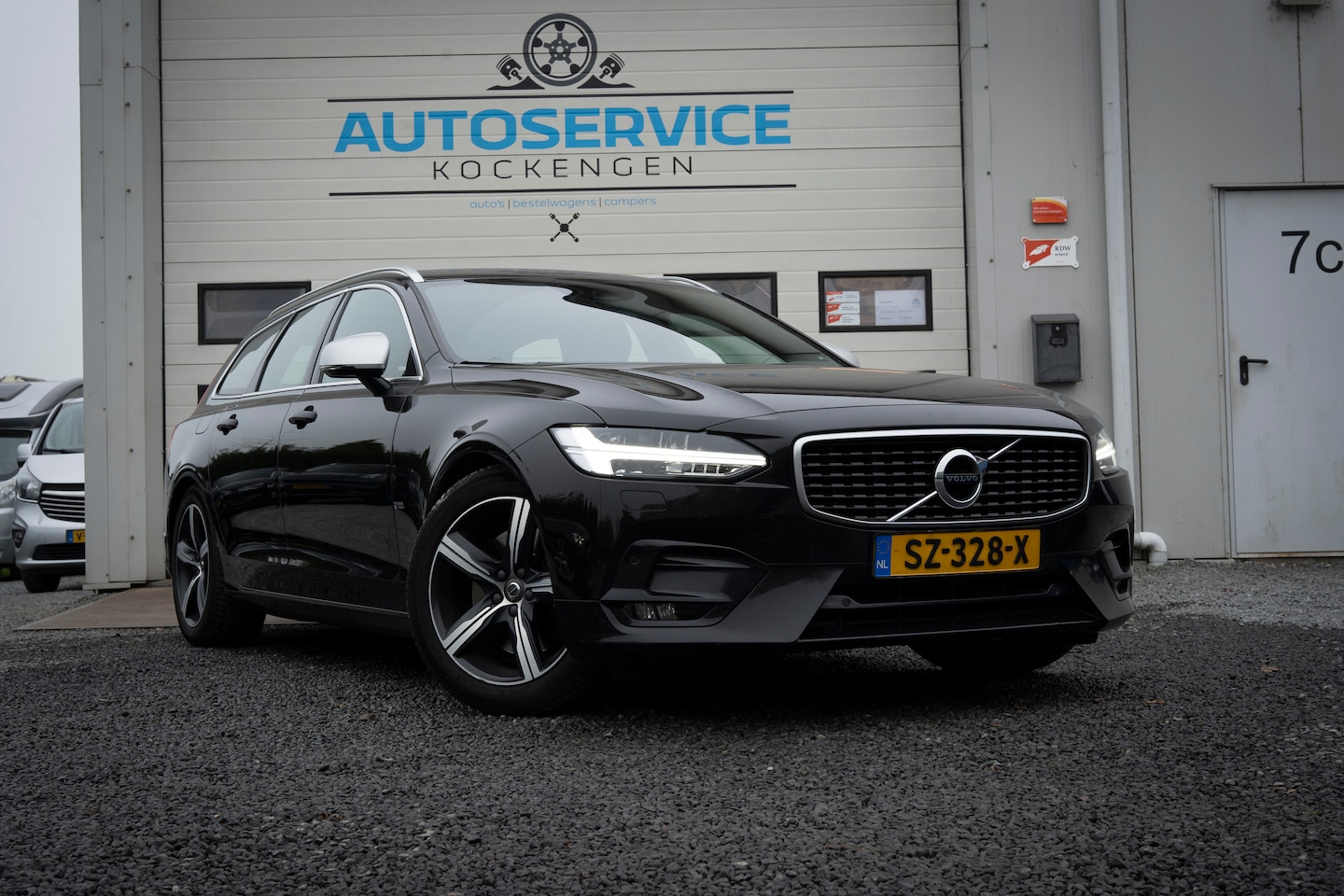 Volvo V90 - 2.0 T4 R-Design - AutoWereld.nl