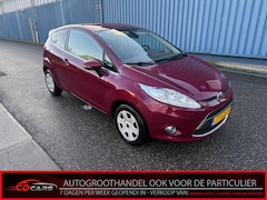 Ford Fiesta - 1.25 Trend Airco, Keyless start, Mistlamp voor, Lichtmetalen velgen, Bij de verkoop van ge