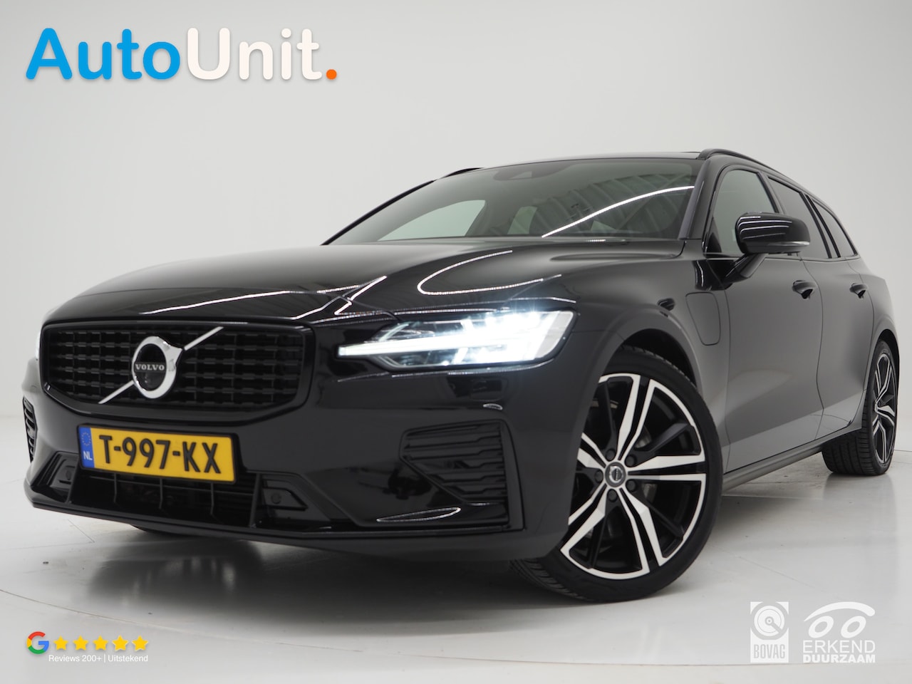 Volvo V60 - 2.0 T6 Recharge AWD R-Design | Pilot Assist | Panoramadak | Harman/Kardon | Keyless | Trek - AutoWereld.nl