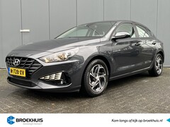 Hyundai i30 Fastback - 1.0 T-GDI MHEV 120pk Comfort | Airco | Carplay | Camera | 16" Lichtmetaal | Afn. Trekhaak