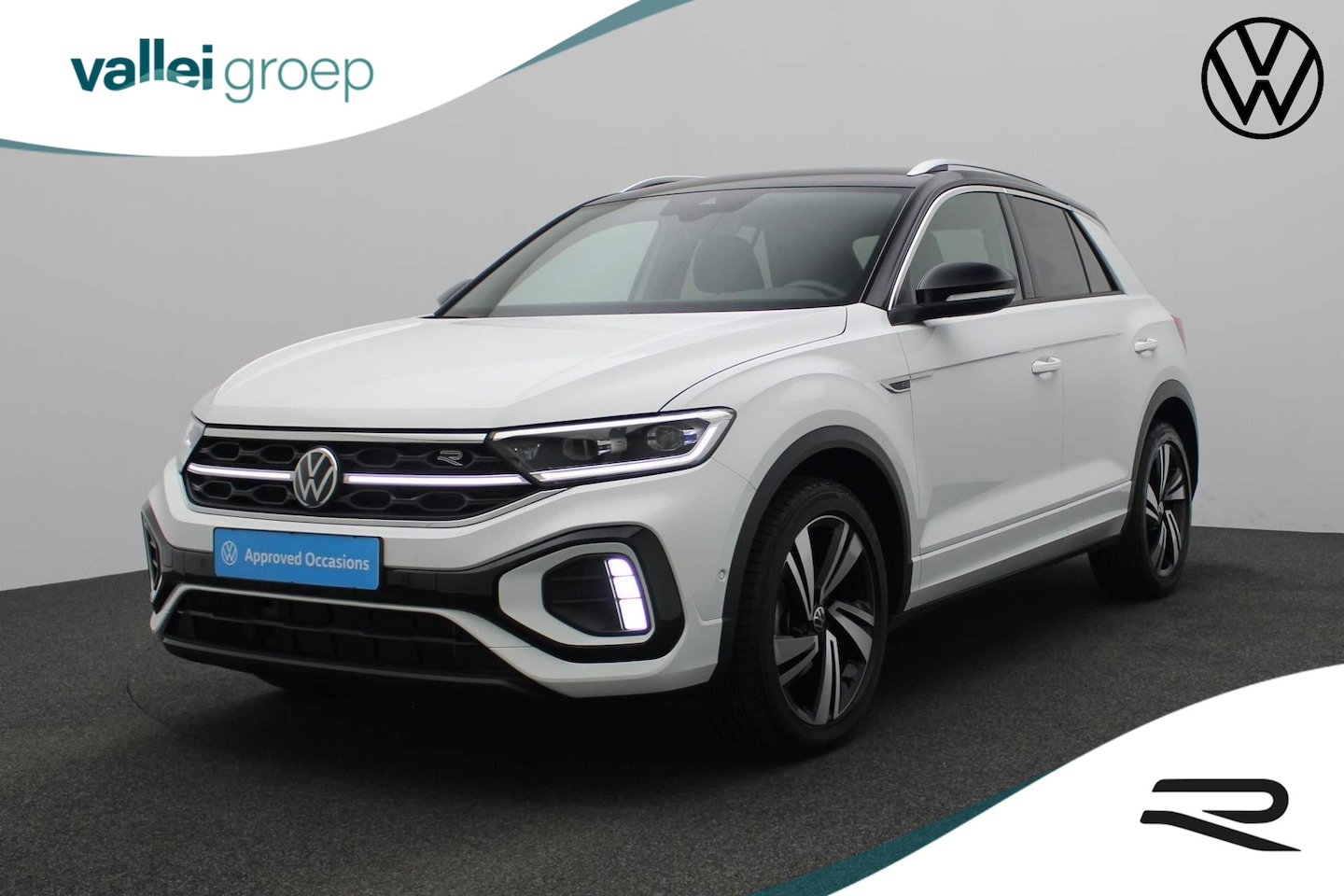 Volkswagen T-Roc - 1.5 TSI 150PK DSG R-Line | Trekhaak | IQ Light | Keyless | Camera | Navi | ACC | 18 inch | - AutoWereld.nl