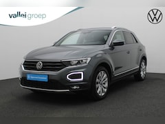 Volkswagen T-Roc - 1.5 TSI 150PK DSG Sport | Trekhaak | Navi | Camera | Full LED | Virtual Cockpit | ACC | 17