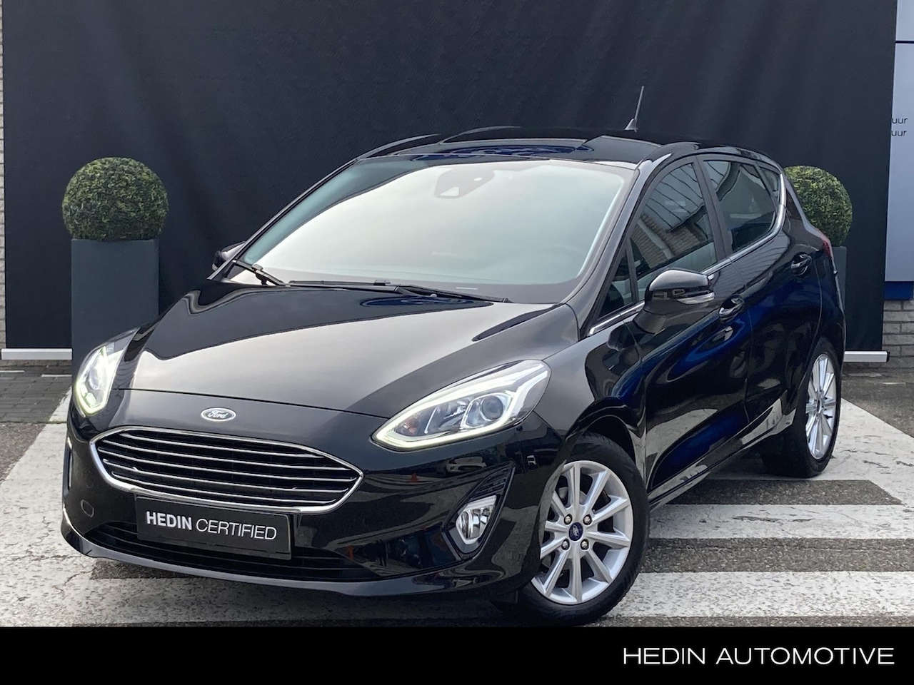 Ford Fiesta - 1.0 EcoBoost Titanium | Automaat | Navigatie | PDC - AutoWereld.nl