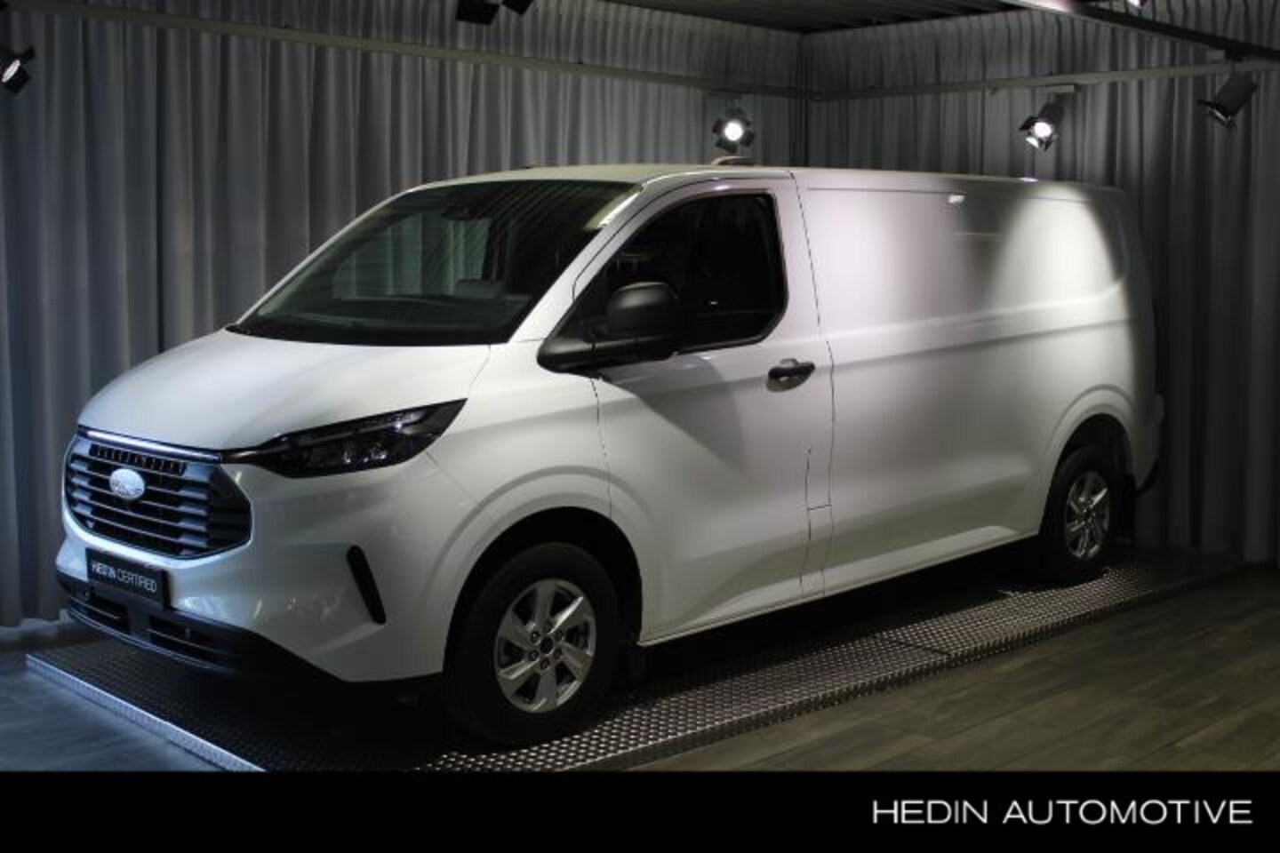 Ford Transit Custom - 320 2.0 TDCI L2H1 Trend 320 2.0 TDCI L2H1 Trend - AutoWereld.nl