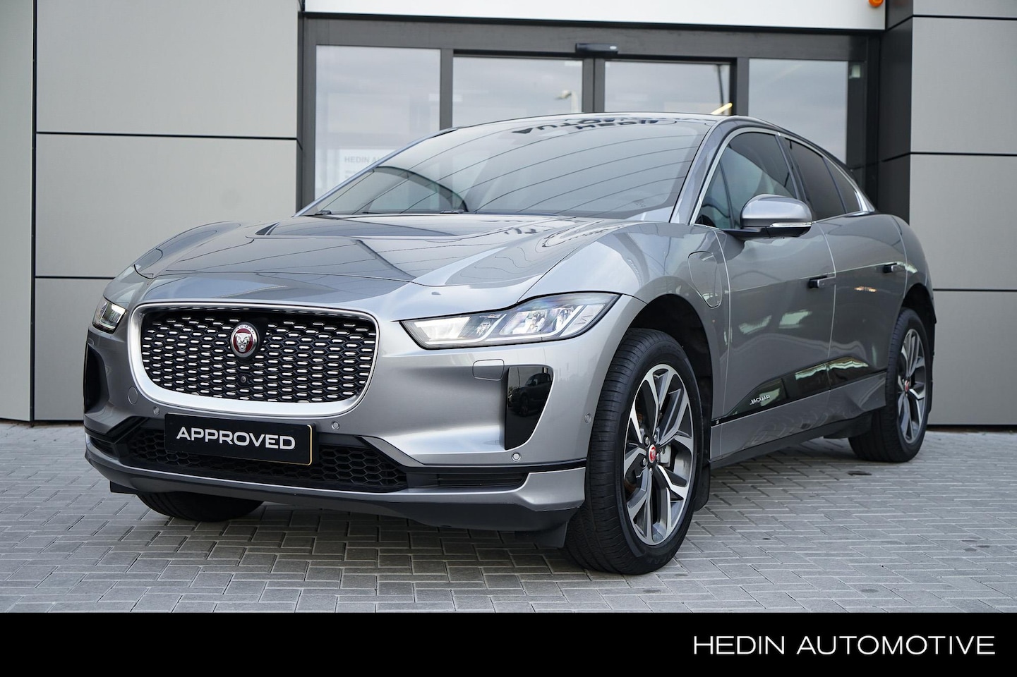 Jaguar I-PACE - EV320 S Business Pack 90 kWh | 3 Fase laden | 360 Camera | Stoelverwarming | 2 jaar garant - AutoWereld.nl