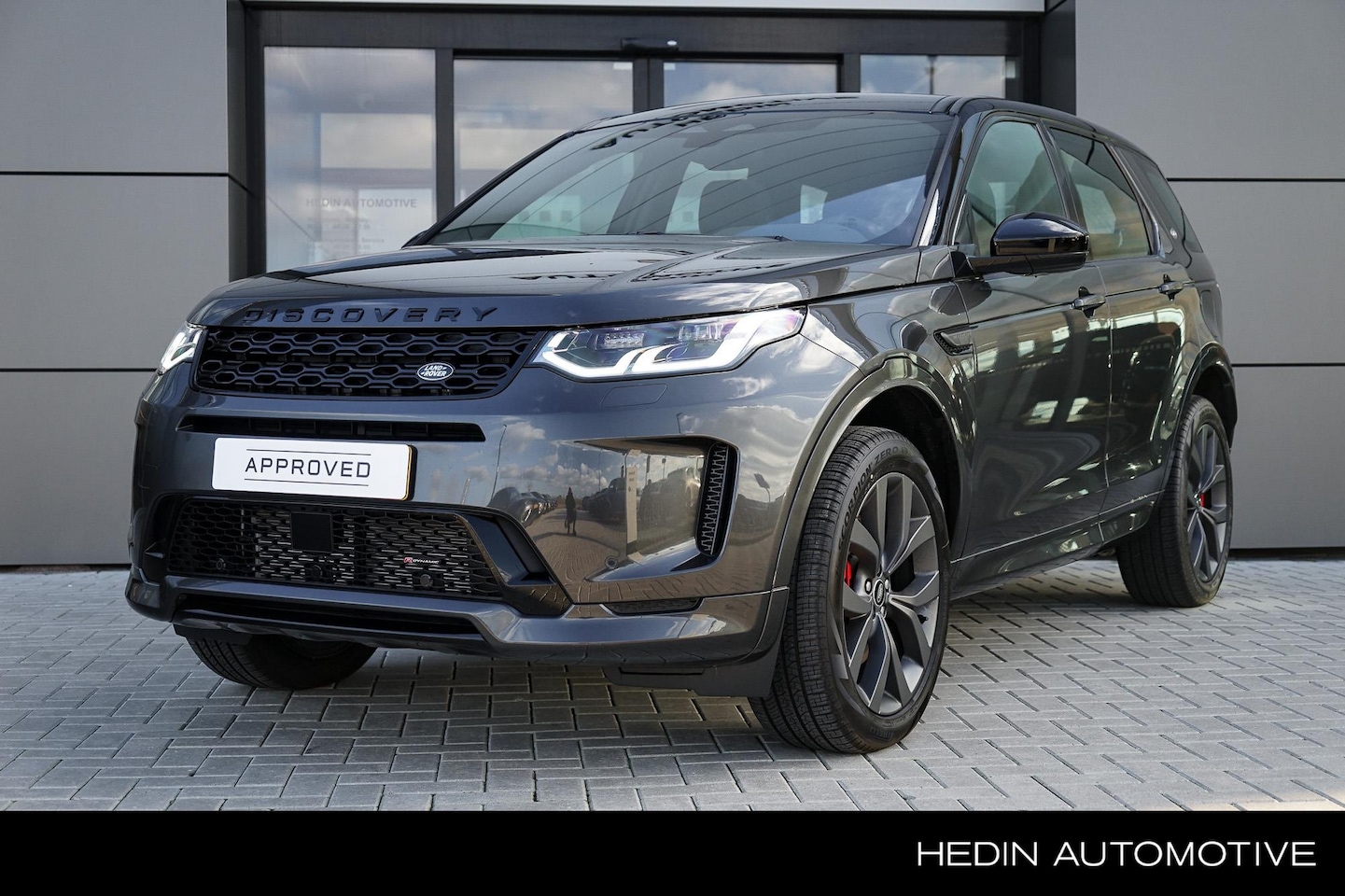 Land Rover Discovery Sport - P300e 1.5 R-Dynamic SE | Meridian Audio | Panoramadak | Adaptive Cruise | 20" - AutoWereld.nl