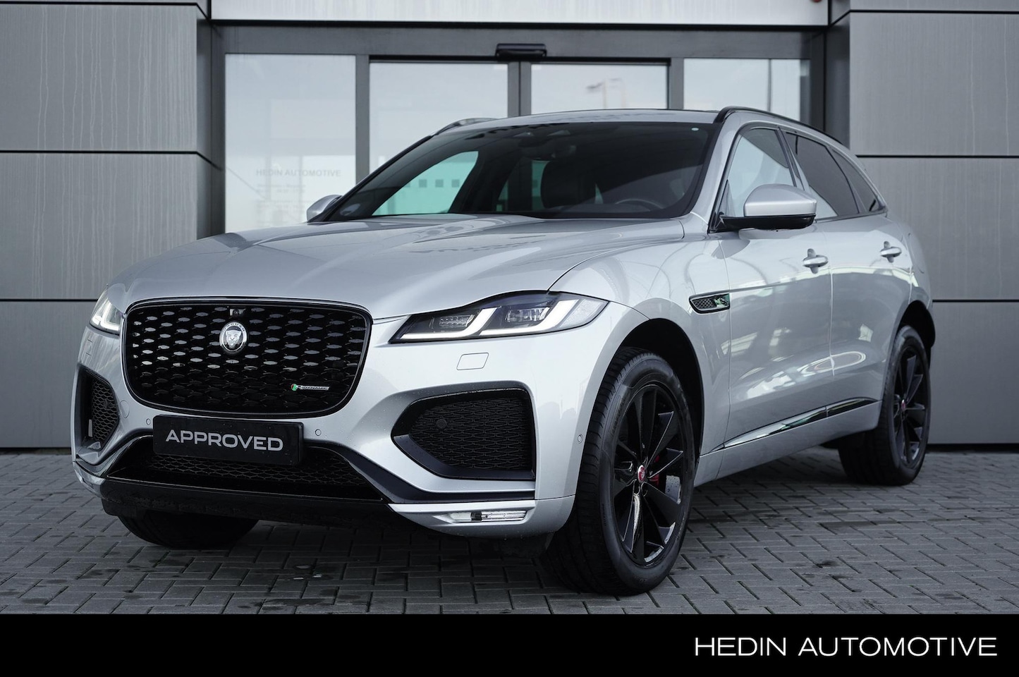 Jaguar F-Pace - 2.0 P400e PHEV Limited Edition R-Dynamic SE | 2 jaar garantie | Head - Up Display | Cold C - AutoWereld.nl