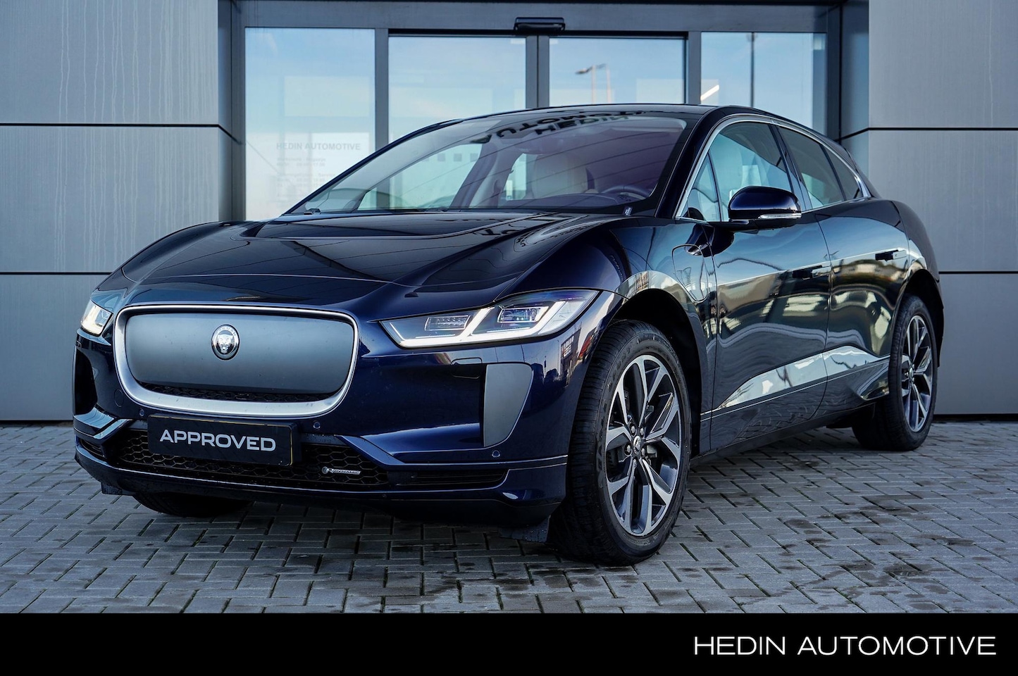 Jaguar I-PACE - EV400 R-Dynamic SE 90 kWh | Luchtvering | Head-Up Display | Panoramadak | 3 Fase laden | F - AutoWereld.nl