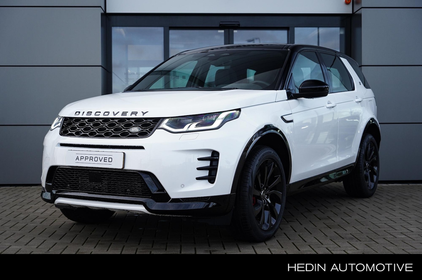 Land Rover Discovery Sport - 1.5 P270e PHEV Dynamic SE | Cold Climate Pack | Panoramadak | Meridian Surround | 5 jaar g - AutoWereld.nl