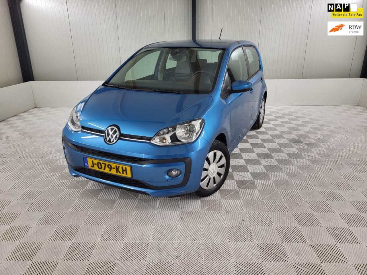 Volkswagen Up! - Stoelverwarming, Laneassist, App-connect - AutoWereld.nl