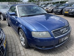 Audi A4 Cabriolet - 2.4 V6 Airco Stoelverw. Leder 17"L.M