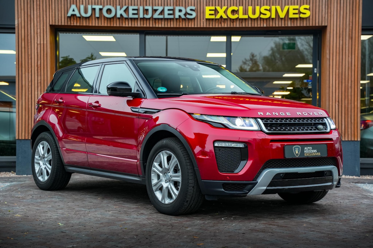 Land Rover Range Rover Evoque - 2.0 Si4 SE Dynamic Camera Navi Stoelverw. 241PK - AutoWereld.nl