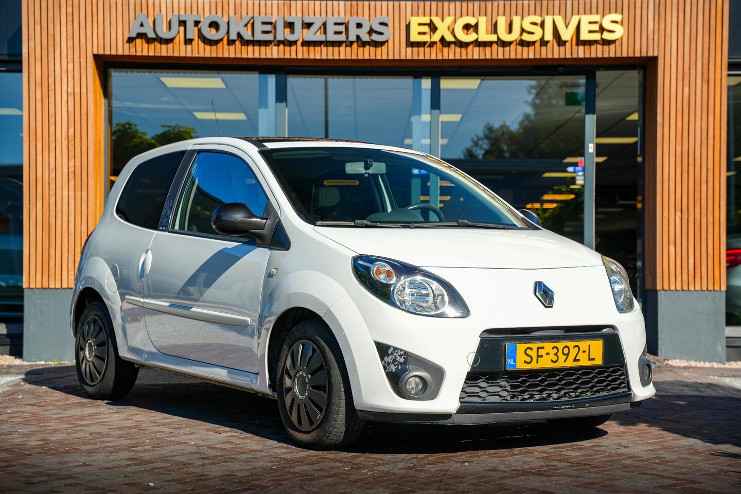 Renault Twingo - 1.2-16V Dynamique Panoramadak Airco Electrische ramen - AutoWereld.nl