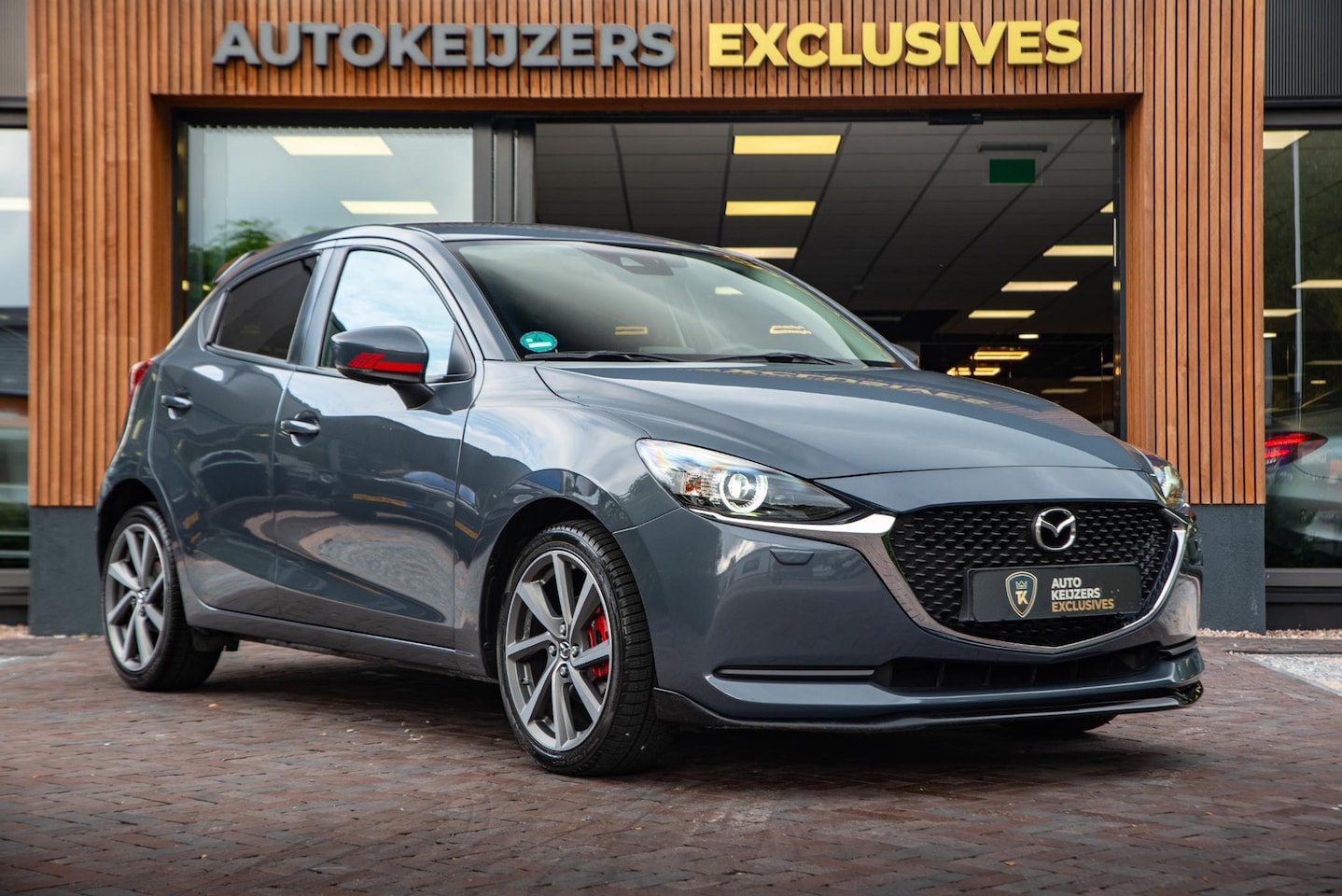 Mazda 2 - 1.5 Skyactiv-G Comfort Navi Cruise Stuurverw. Camera PDC Dodehoek 17''LM - AutoWereld.nl