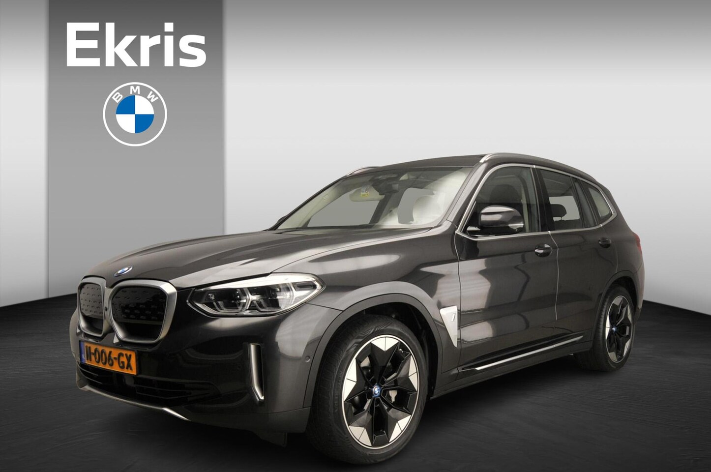 BMW iX3 - High Executive | LED | Leder | HUD | Schuifdak | Sportstoelen | Chrome line | Stoelverwarm - AutoWereld.nl