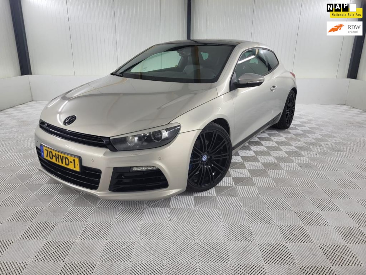 Volkswagen Scirocco - 1.4 TSI Highline Plus 1.4 TSI Highline Plus, Automaat, Panodak, Pdc, Nieuwstaat!!!!! - AutoWereld.nl