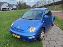 Volkswagen New Beetle - 2.0 Highline