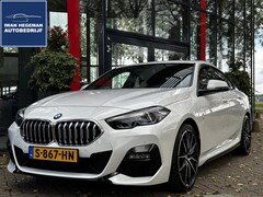 BMW 2-serie Gran Coupé - 218i High Executive AUTOMAAT | M-pakket | Navigatie | ECC | PDC | Cruise Control | LM Velg