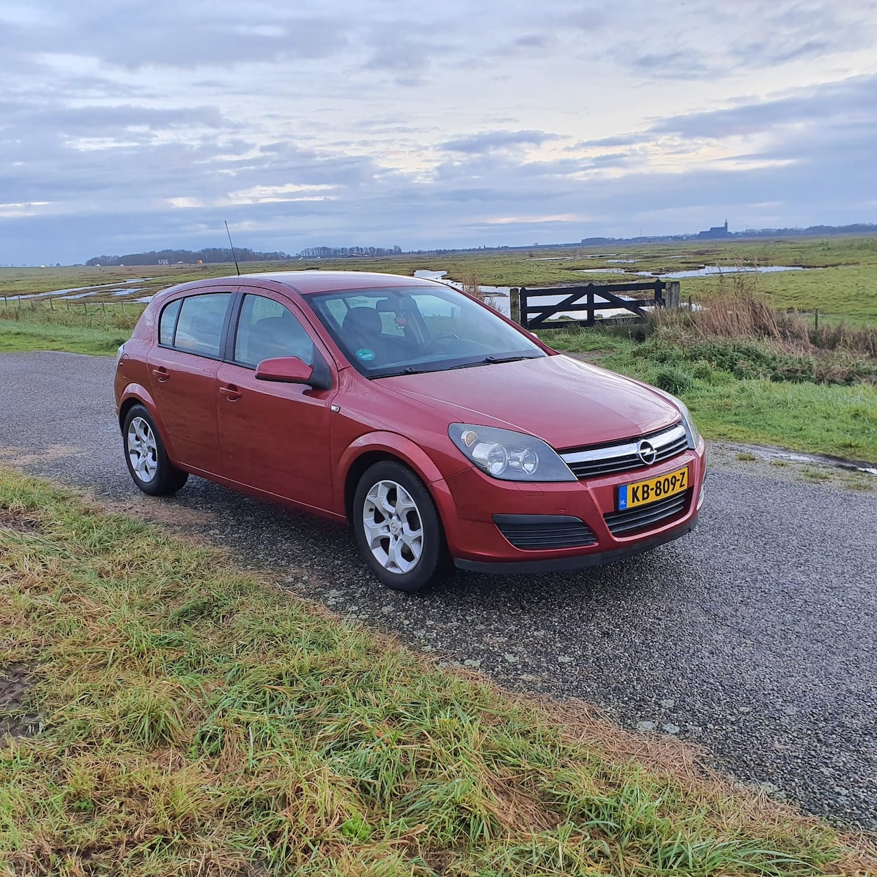 Opel Astra - 1.6 Essentia 5 deurs - AutoWereld.nl