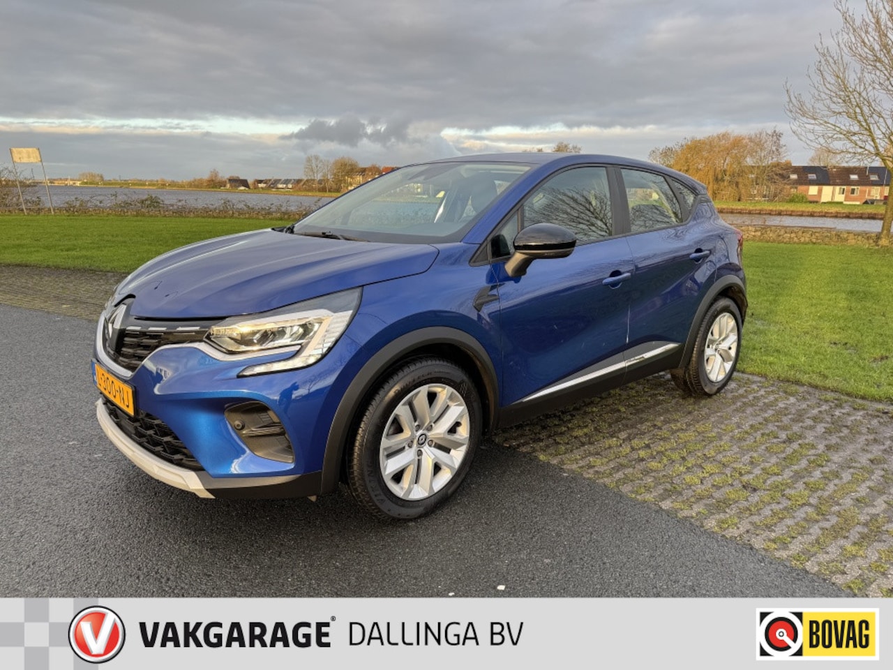 Renault Captur - 1.0 TCe Zen | Hoge instap | PDC V+A - AutoWereld.nl