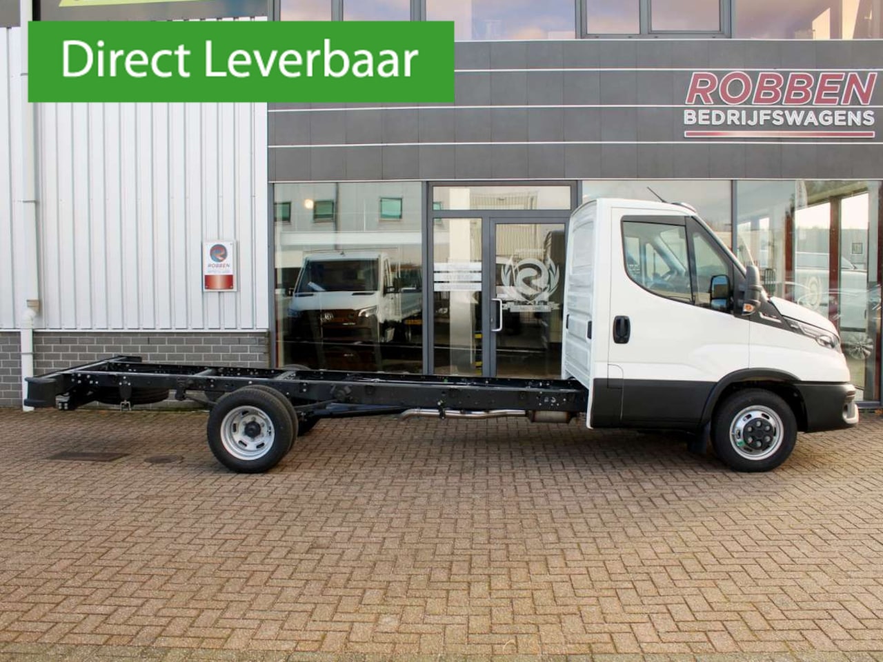 Iveco Daily - 42C18HA8 3.0 410 Chassis Cabine Aut. Nieuw - AutoWereld.nl