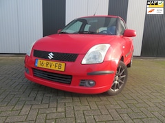 Suzuki Swift - 1.5 Exclusive