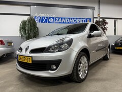 Renault Clio - 1.4-16V Rip Curl