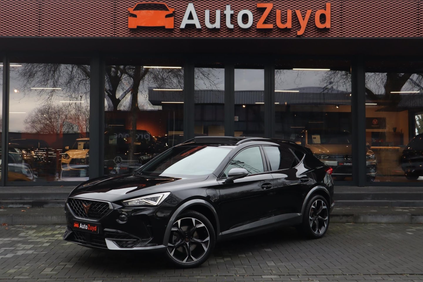 CUPRA Formentor - 1.4 e-Hybrid Performance / Pano / Camera / Leder / Memory Stoelen / CarPlay - AutoWereld.nl