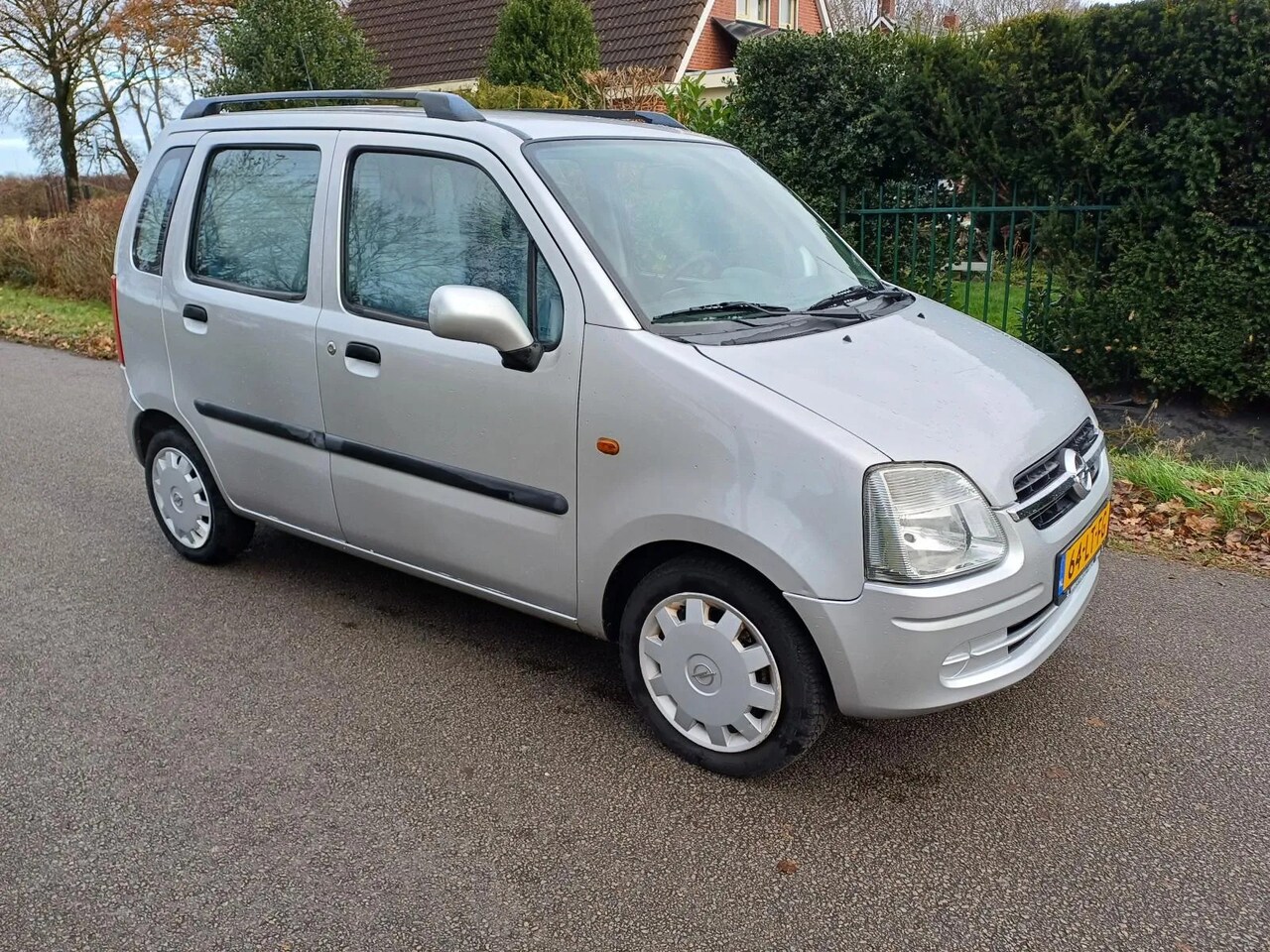 Opel Agila - 1.2 Airco - AutoWereld.nl