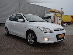 Hyundai i30 - 1.4i Blue Dynamic bj09 airco elec pak leuke auto