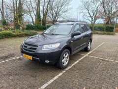 Hyundai Santa Fe - 2.7i V6 Dynamic Airco Cruise Black Edition