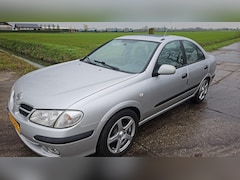 Nissan Almera - 1.8 Luxury/ automaat/ airco/ sedan