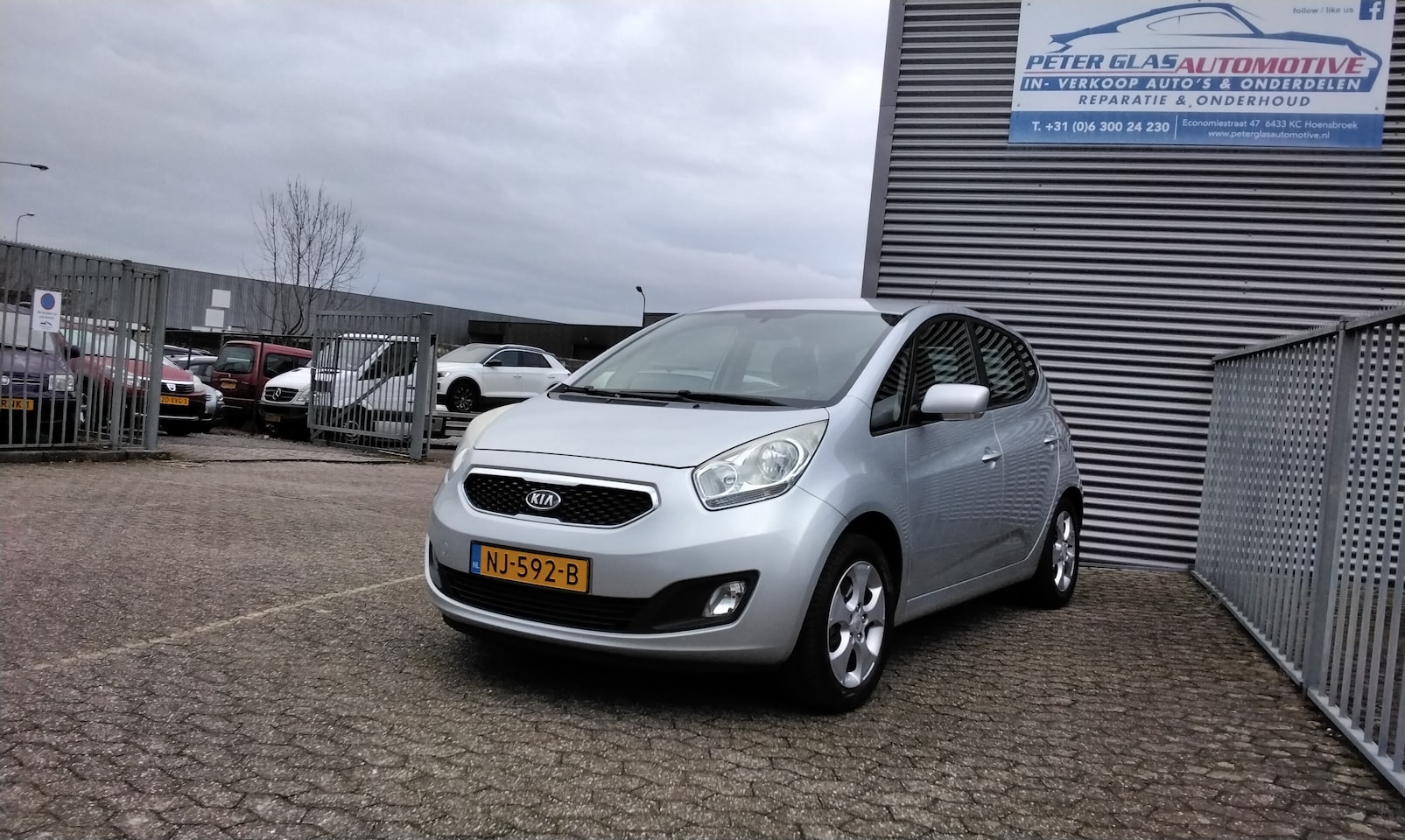 Kia Venga - 1.4 CVVT X-ecutive - AutoWereld.nl