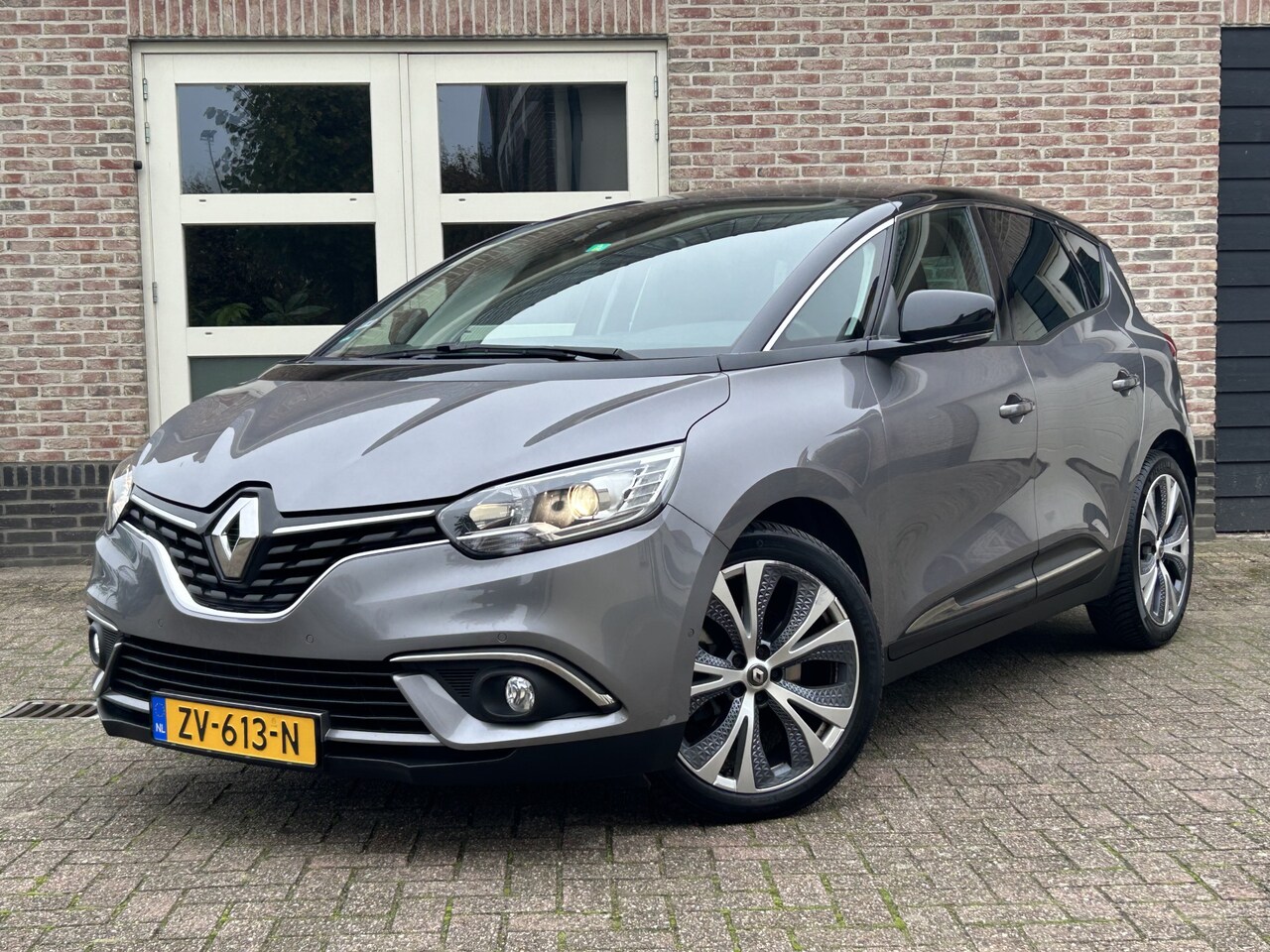 Renault Scénic - 1.3 TCe Intens Navi Dealer O.H. 1e eig. - AutoWereld.nl