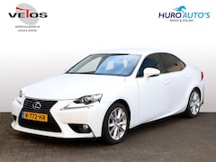 Lexus IS - 300h Luxury Line | Mark Levinson | Stoelventilatie | Full Led