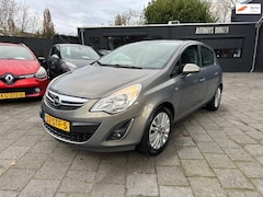 Opel Corsa - 1.2-16V (86pk) Cosmo 5Drs Navigatie Airco